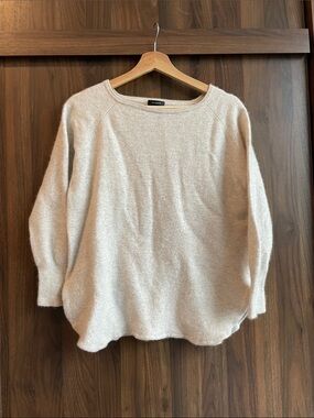 Women's tan/Cream Boatneck Sweater